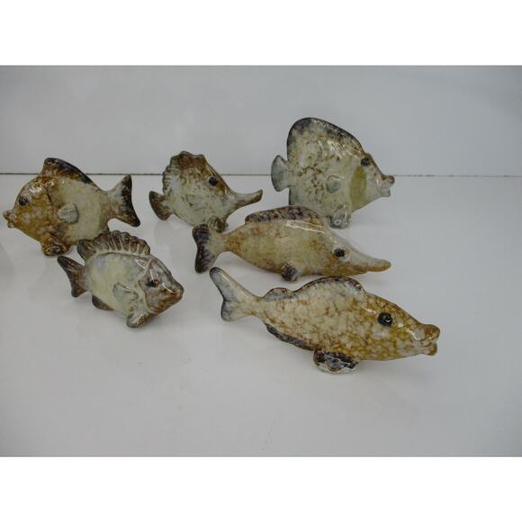 Ceramic Fish Different Fish Poses and Sizes Lot of 10 - Picture 8 of 10